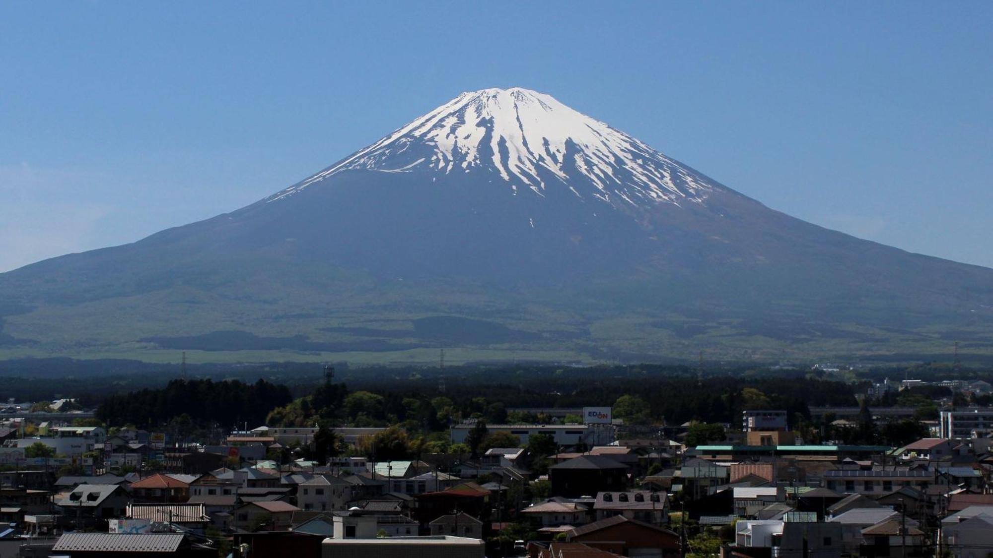 Hotel Route-Inn Gotenba Eki-Minami Exteriör bild